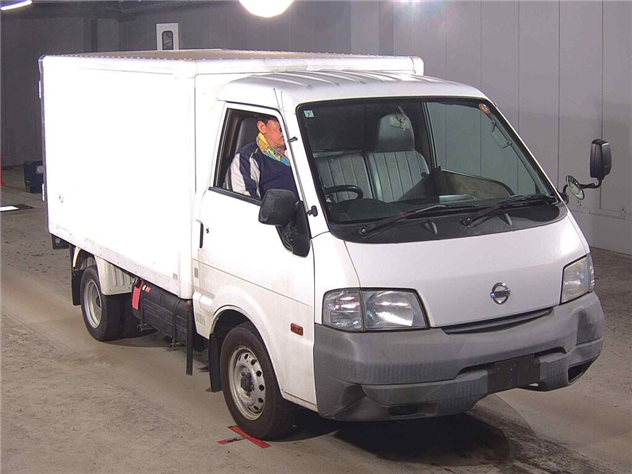 NISSAN VANETTE TRUCK